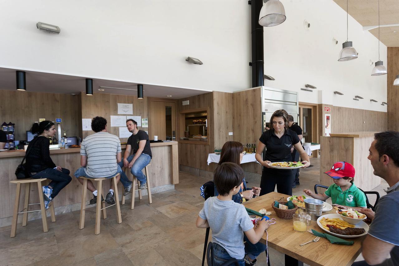 Youth Hostel Non Stop Inn By Irrisarri Land Igantzi Dış mekan fotoğraf